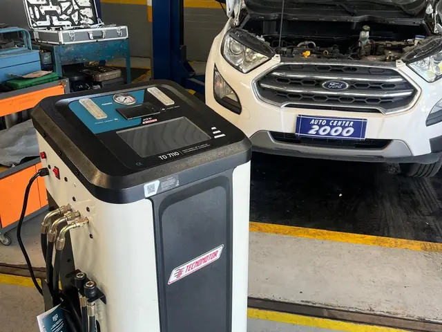 Máquina Tecnomotor de troca de fluido do câmbio automático